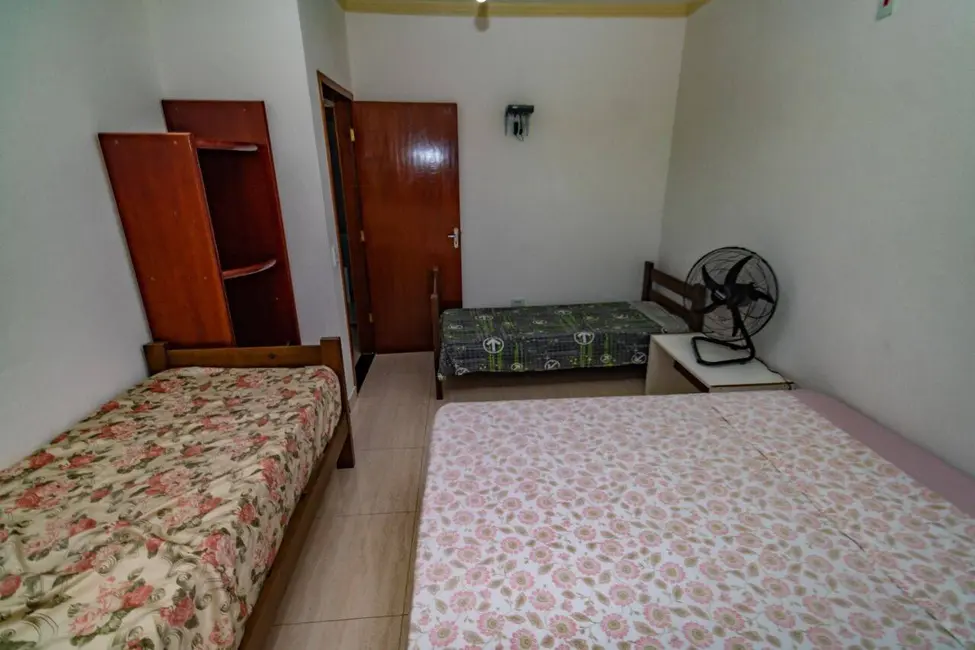 Foto 9 de Sobrado com 5 quartos à venda, 331m2 em Bertioga - SP