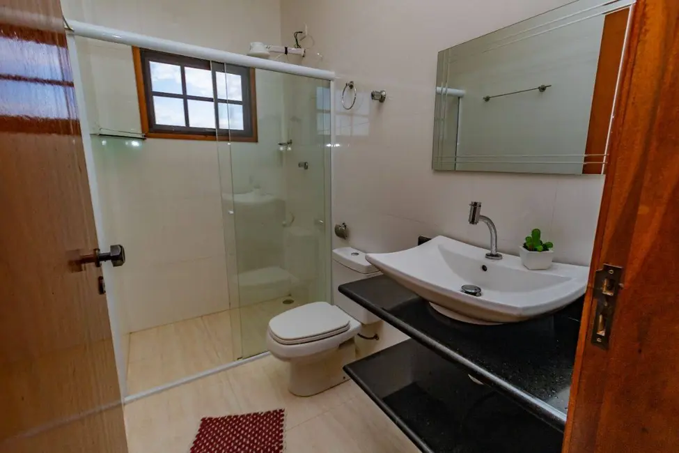 Foto 7 de Sobrado com 5 quartos à venda, 331m2 em Bertioga - SP