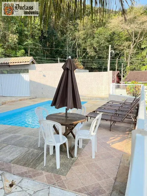 Sobrado com 4 quartos à venda, 306m2 em Ubatuba - SP - imagem 8 Foto 8 de Sobrado com 4 quartos à venda, 306m2 em Ubatuba - SP