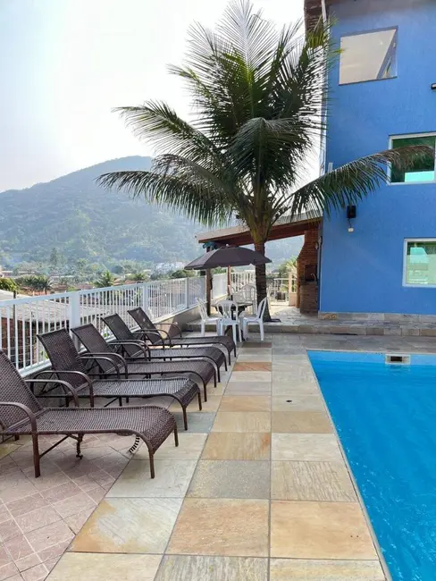 Foto 6 de Sobrado com 4 quartos à venda, 306m2 em Ubatuba - SP