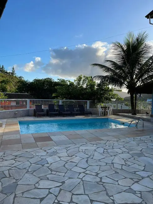 Foto 9 de Sobrado com 4 quartos à venda, 306m2 em Ubatuba - SP