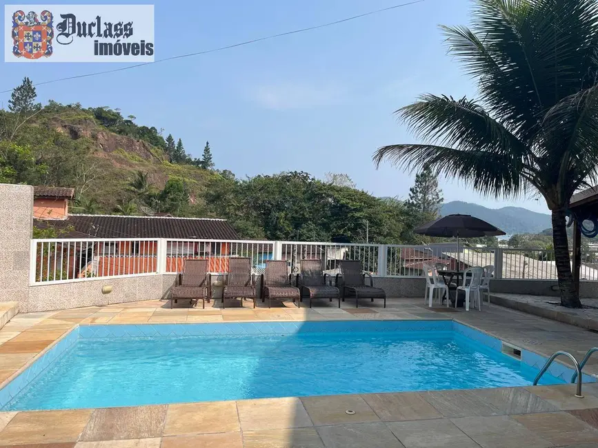 Sobrado com 4 quartos à venda, 306m2 em Ubatuba - SP - imagem 4 Foto 4 de Sobrado com 4 quartos à venda, 306m2 em Ubatuba - SP