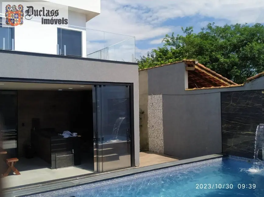 Sobrado com 3 quartos à venda, 185m2 em Bertioga - SP - imagem 1 Foto 1 de Sobrado com 3 quartos à venda, 185m2 em Bertioga - SP