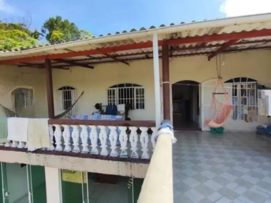 Foto 2 de Sobrado com 3 quartos à venda, 250m2 em Itanhaem - SP