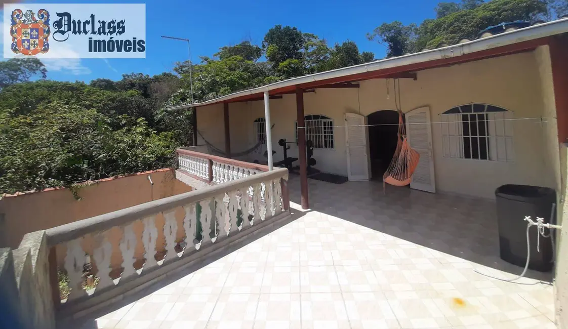 Sobrado com 3 quartos à venda, 250m2 em Itanhaem - SP - imagem 6 Foto 6 de Sobrado com 3 quartos à venda, 250m2 em Itanhaem - SP