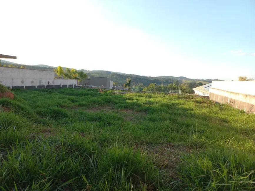 Foto 1 de Terreno / Lote à venda, 825m2 em Atibaia - SP