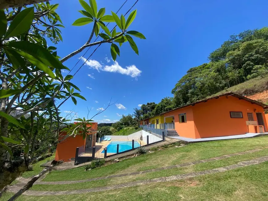 Foto 2 de Pousada com 8 quartos à venda, 400m2 em Extrema - MG