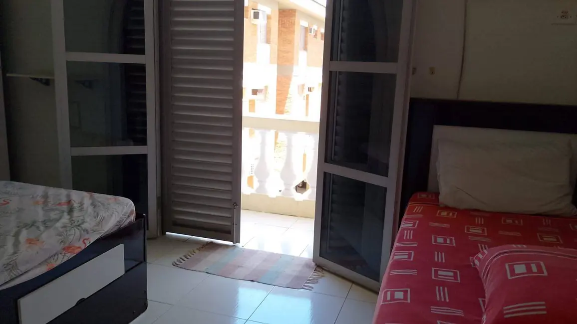 Foto 8 de Apartamento com 2 quartos à venda, 100m2 em Jardim Três Marias, Guaruja - SP