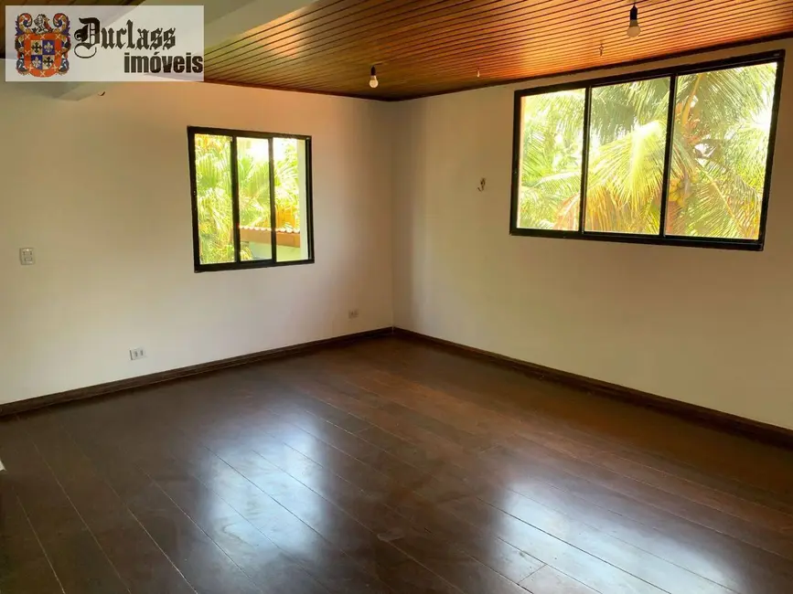 Sobrado com 3 quartos à venda, 179m2 em Balneário Praia do Pernambuco, Guaruja - SP - imagem 8 Foto 8 de Sobrado com 3 quartos à venda, 179m2 em Balneário Praia do Pernambuco, Guaruja - SP