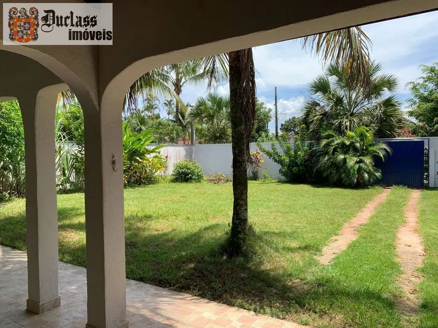 Sobrado com 3 quartos à venda, 179m2 em Balneário Praia do Pernambuco, Guaruja - SP - imagem 3 Foto 3 de Sobrado com 3 quartos à venda, 179m2 em Balneário Praia do Pernambuco, Guaruja - SP