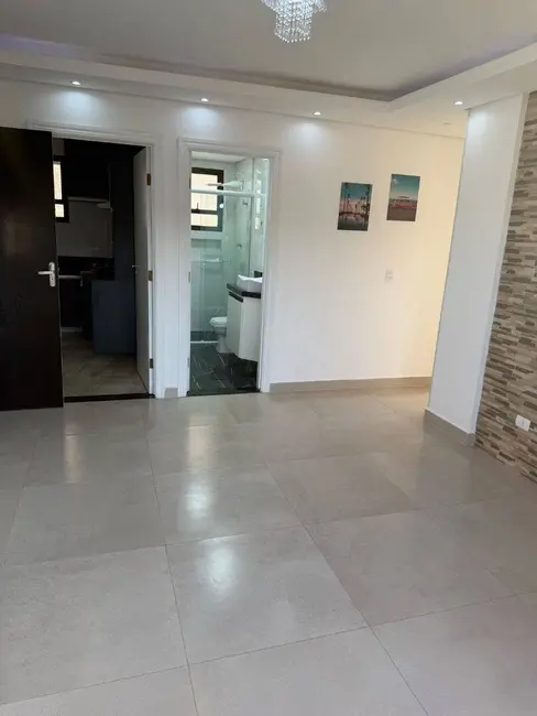Foto 3 de Apartamento com 2 quartos à venda, 60m2 em Guaruja - SP