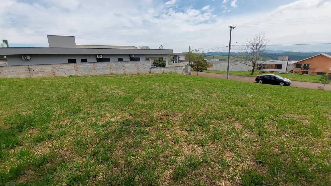 Foto 5 de Terreno / Lote à venda, 920m2 em Atibaia - SP