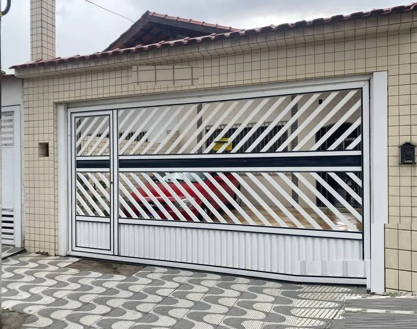 Foto 2 de Casa com 3 quartos à venda, 100m2 em Praia Grande - SP