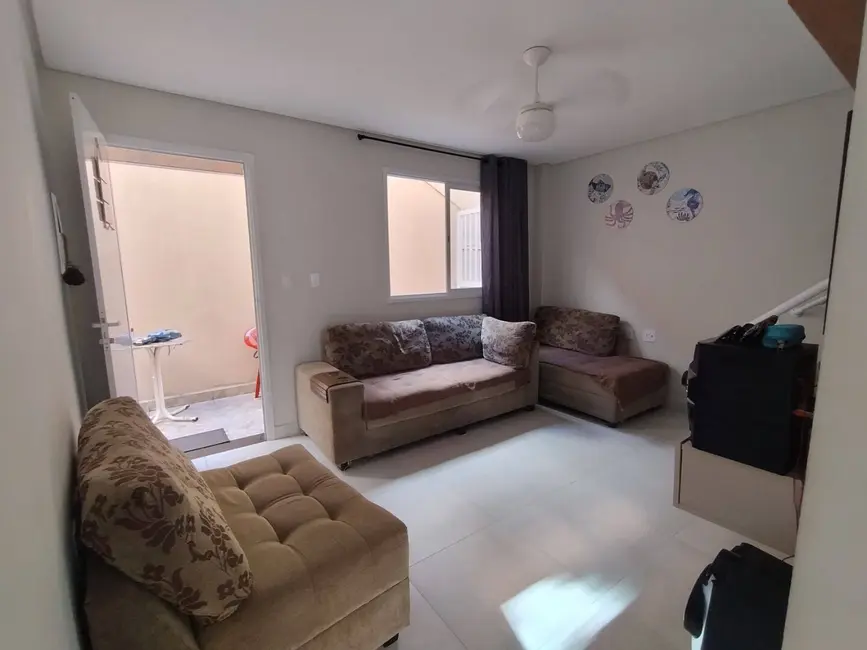 Foto 2 de Sobrado com 2 quartos à venda, 59m2 em Aviação, Praia Grande - SP