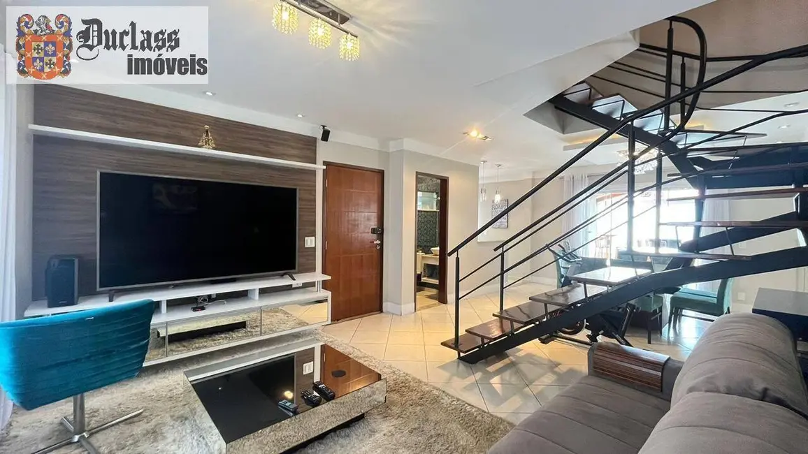 Foto 8 de Sobrado com 3 quartos à venda, 180m2 em Jardim Hípica Pinheiro, Taubate - SP