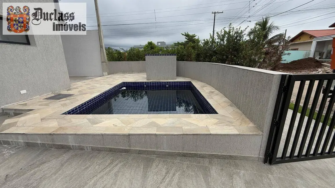 Sobrado com 4 quartos à venda, 122m2 em Bertioga - SP - imagem 3 Foto 3 de Sobrado com 4 quartos à venda, 122m2 em Bertioga - SP