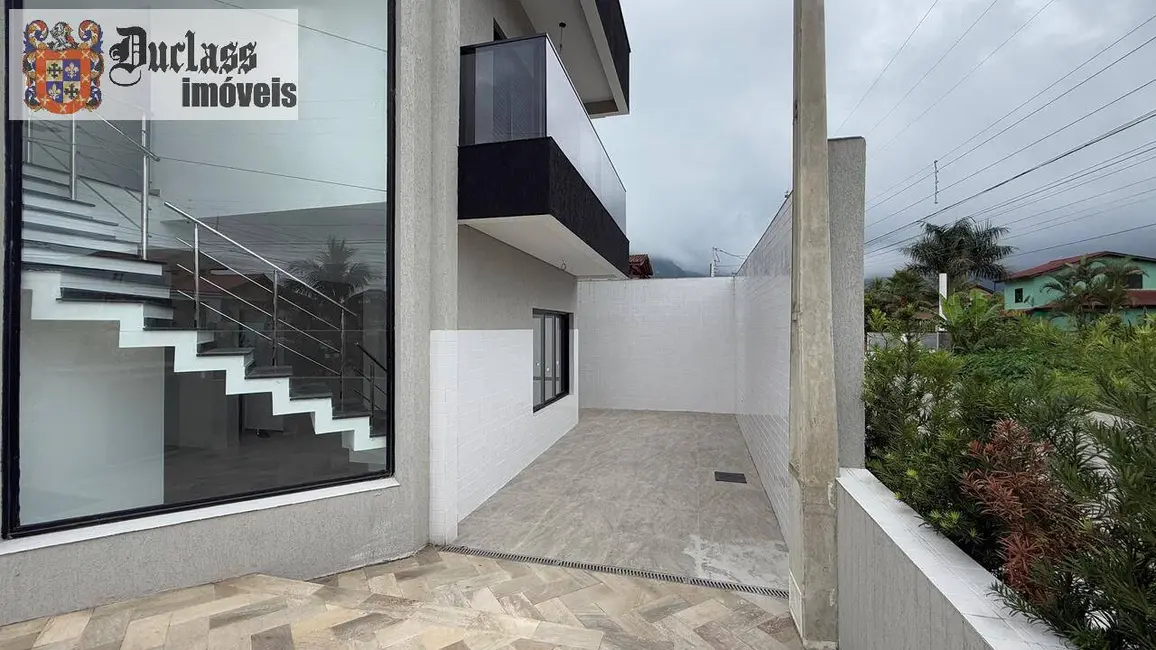 Sobrado com 4 quartos à venda, 122m2 em Bertioga - SP - imagem 2 Foto 2 de Sobrado com 4 quartos à venda, 122m2 em Bertioga - SP