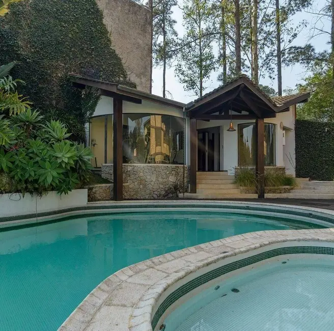 Foto 1 de Sobrado com 3 quartos à venda, 550m2 em Morada dos Pássaros, Barueri - SP