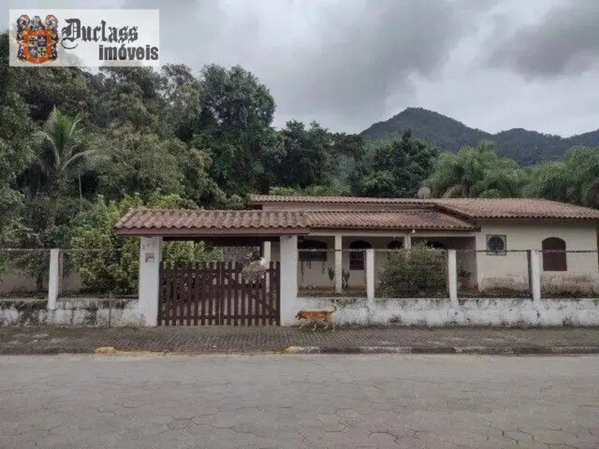 Casa com 3 quartos à venda, 165m2 em Ubatuba - SP - imagem 3 Foto 3 de Casa com 3 quartos à venda, 165m2 em Ubatuba - SP