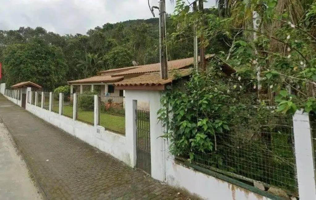 Foto 4 de Casa com 3 quartos à venda, 165m2 em Ubatuba - SP