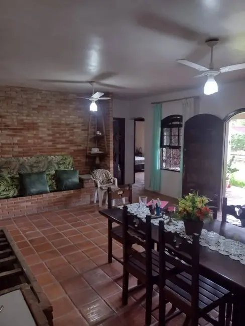 Foto 6 de Casa com 3 quartos à venda, 165m2 em Ubatuba - SP