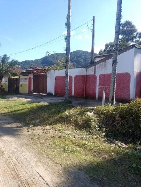 Foto 2 de Casa com 6 quartos à venda, 324m2 em Ubatuba - SP