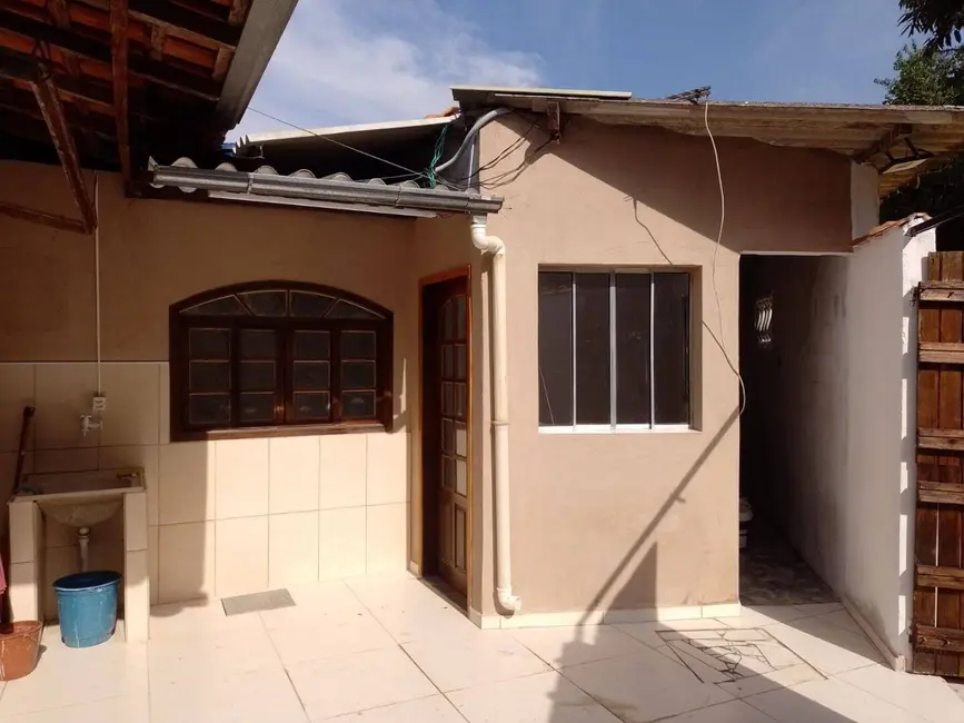 Foto 3 de Casa com 6 quartos à venda, 324m2 em Ubatuba - SP