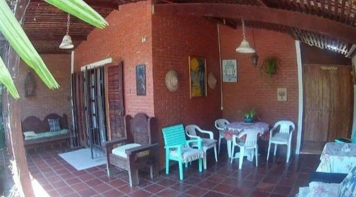Foto 3 de Casa com 4 quartos à venda, 260m2 em Ubatuba - SP