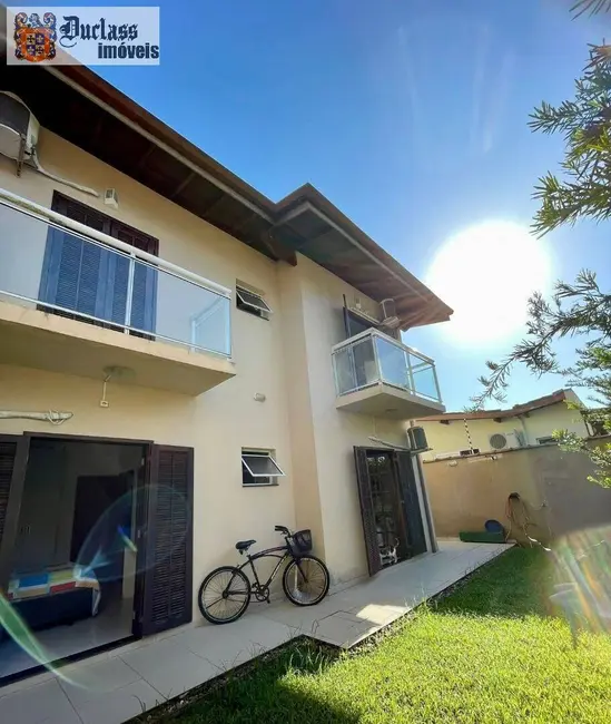 Sobrado com 4 quartos à venda, 205m2 em Ubatuba - SP - imagem 9 Foto 9 de Sobrado com 4 quartos à venda, 205m2 em Ubatuba - SP