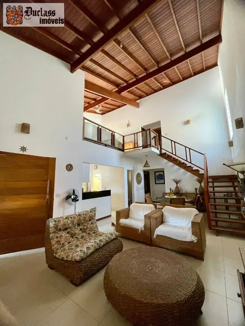 Sobrado com 4 quartos à venda, 205m2 em Ubatuba - SP - imagem 1 Foto 1 de Sobrado com 4 quartos à venda, 205m2 em Ubatuba - SP