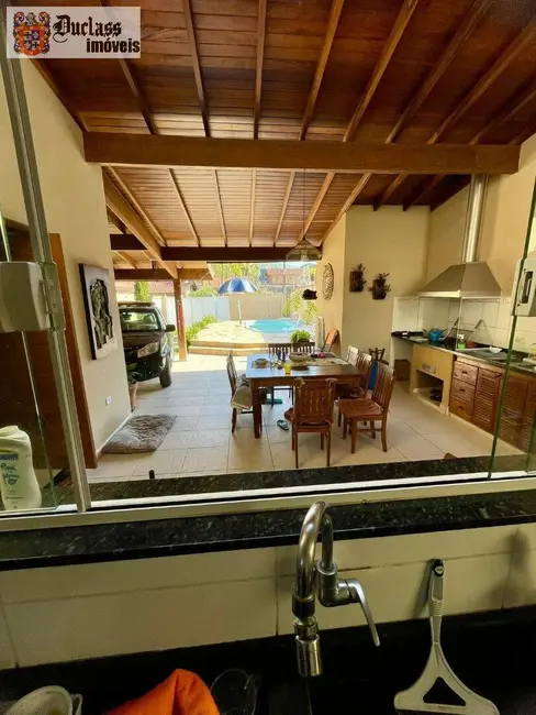 Sobrado com 4 quartos à venda, 205m2 em Ubatuba - SP - imagem 8 Foto 8 de Sobrado com 4 quartos à venda, 205m2 em Ubatuba - SP