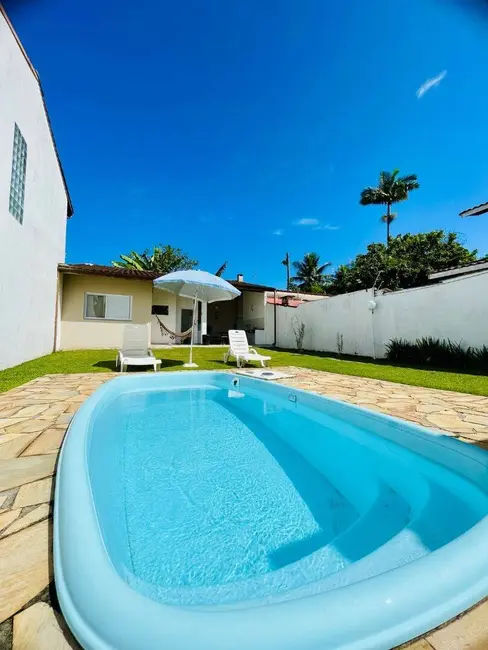 Casa com 3 quartos à venda, 108m2 em Ubatuba - SP - imagem 4 Foto 4 de Casa com 3 quartos à venda, 108m2 em Ubatuba - SP