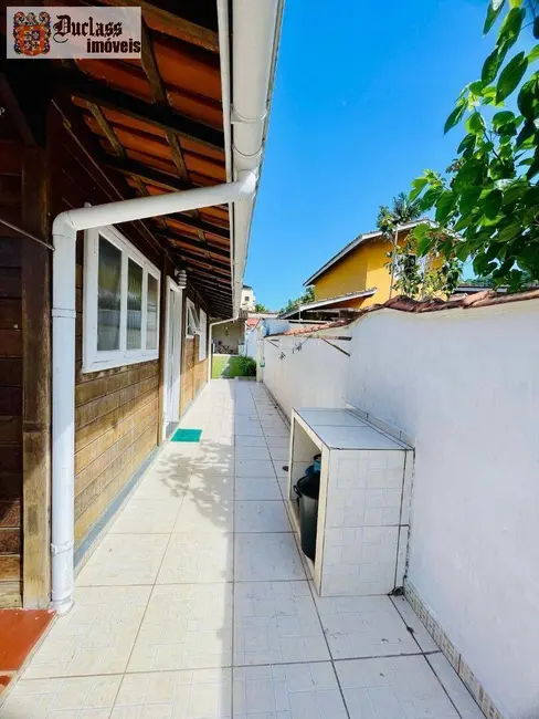 Foto 5 de Casa com 3 quartos à venda, 108m2 em Ubatuba - SP