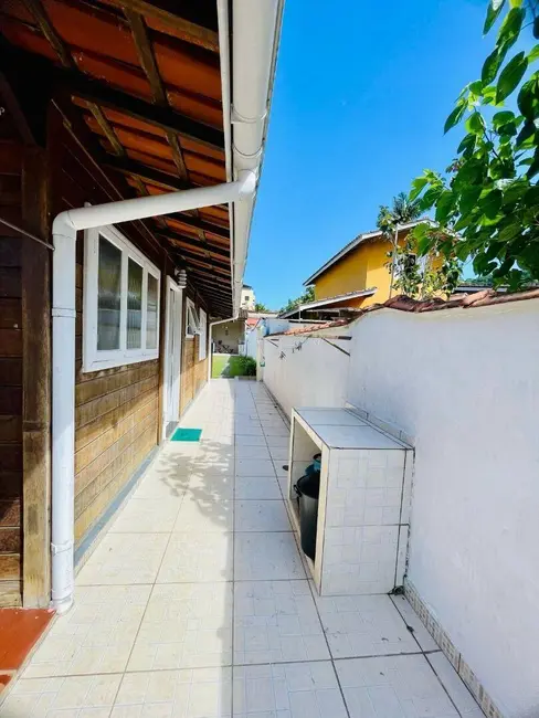 Casa com 3 quartos à venda, 108m2 em Ubatuba - SP - imagem 5 Foto 5 de Casa com 3 quartos à venda, 108m2 em Ubatuba - SP