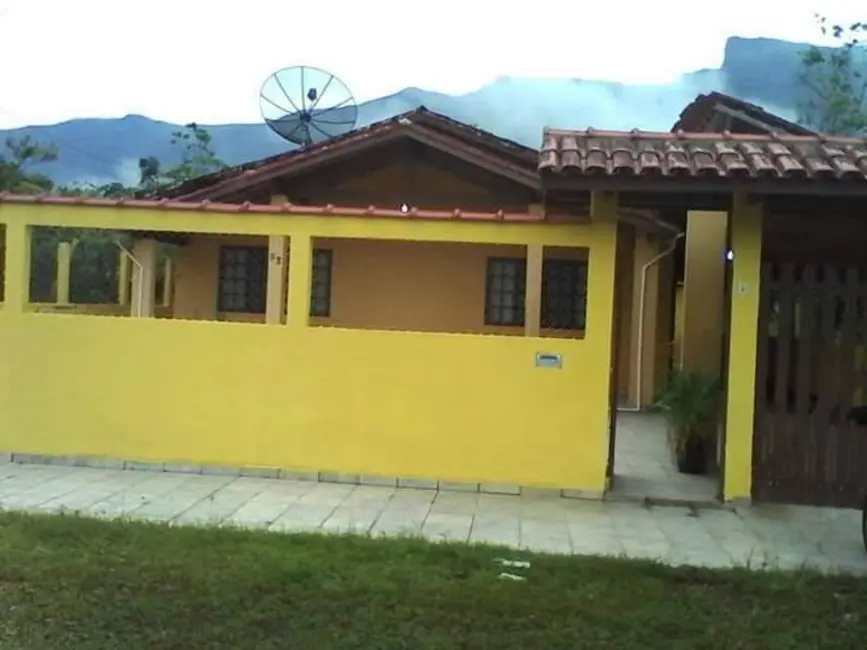 Foto 1 de Casa com 4 quartos à venda, 127m2 em Ubatuba - SP