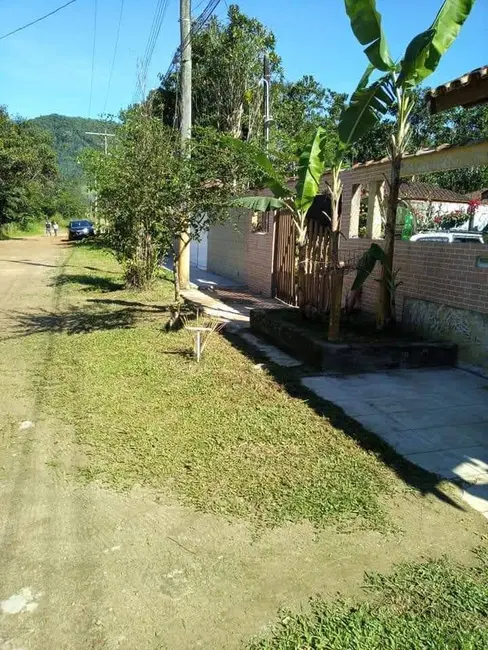 Foto 8 de Casa com 4 quartos à venda, 127m2 em Ubatuba - SP