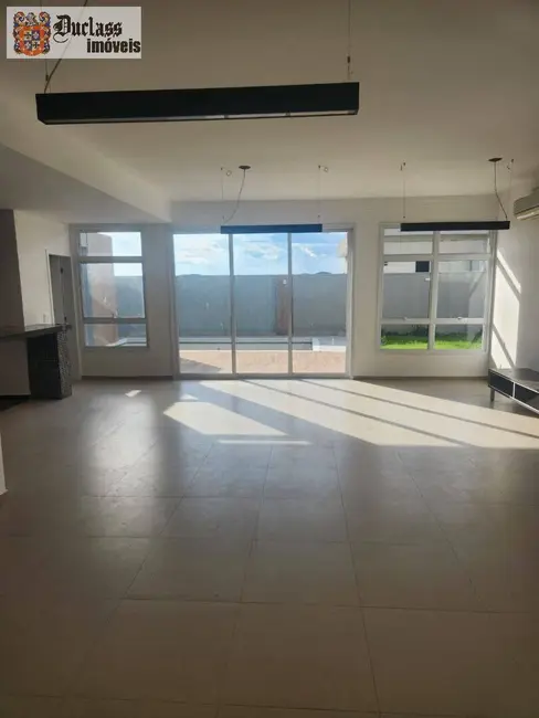 Foto 4 de Sobrado com 4 quartos à venda, 450m2 em Sao Jose Dos Campos - SP