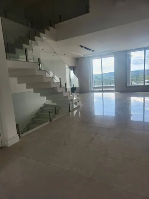 Foto 5 de Sobrado com 4 quartos à venda, 450m2 em Sao Jose Dos Campos - SP