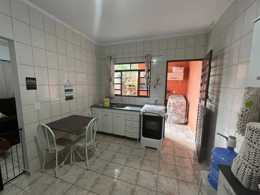 Foto 2 de Casa com 1 quarto à venda, 136m2 em Matadouro, Braganca Paulista - SP