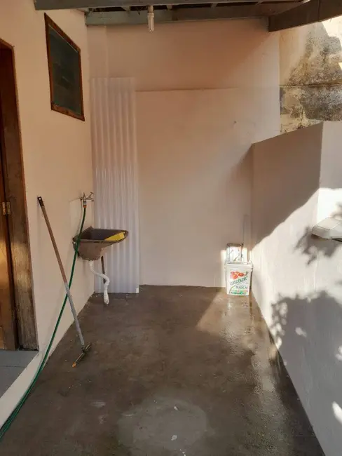 Casa com 2 quartos à venda, 100m2 em Extrema - MG - imagem 5 Foto 5 de Casa com 2 quartos à venda, 100m2 em Extrema - MG