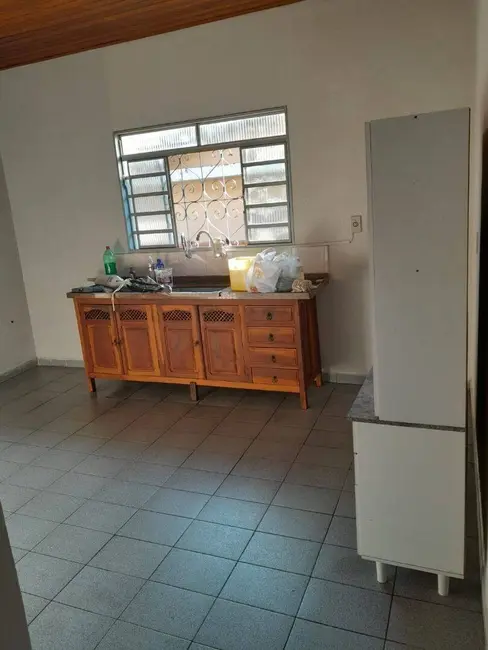 Casa com 2 quartos à venda, 100m2 em Extrema - MG - imagem 4 Foto 4 de Casa com 2 quartos à venda, 100m2 em Extrema - MG