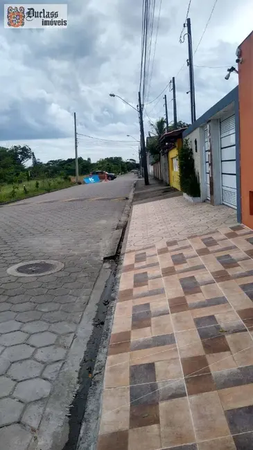Foto 5 de Casa com 4 quartos à venda, 90m2 em Itanhaem - SP