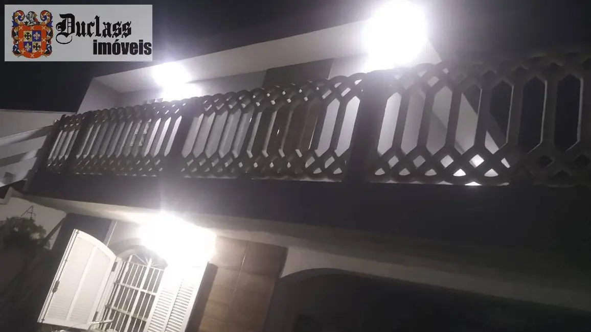 Foto 8 de Casa com 4 quartos à venda, 90m2 em Itanhaem - SP