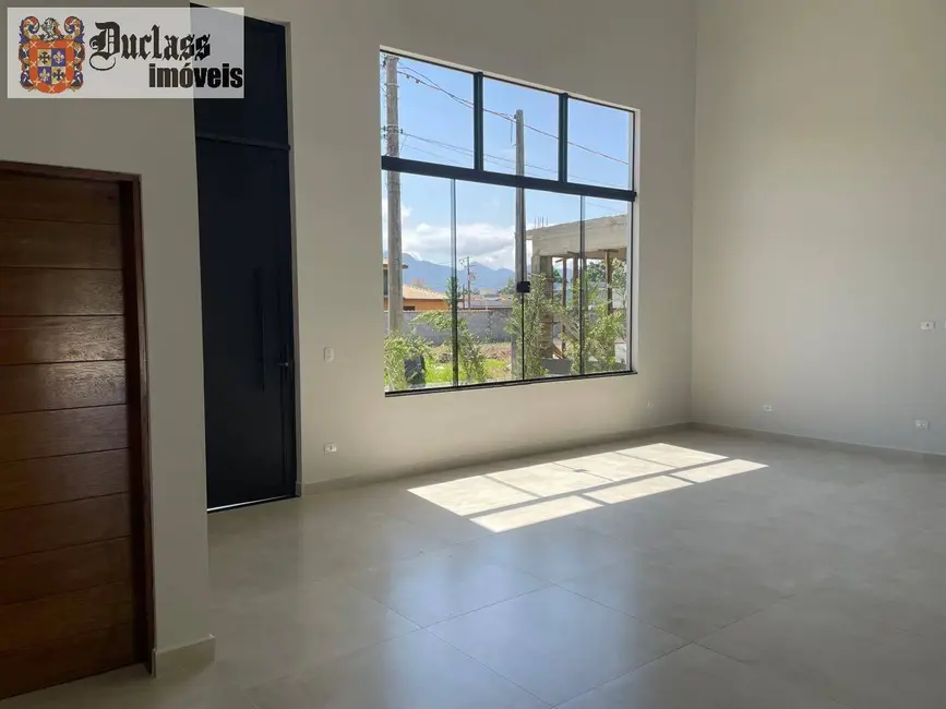 Foto 8 de Casa com 3 quartos à venda, 300m2 em Ubatuba - SP