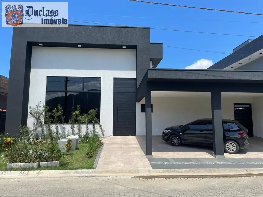 Foto 2 de Casa com 3 quartos à venda, 300m2 em Ubatuba - SP