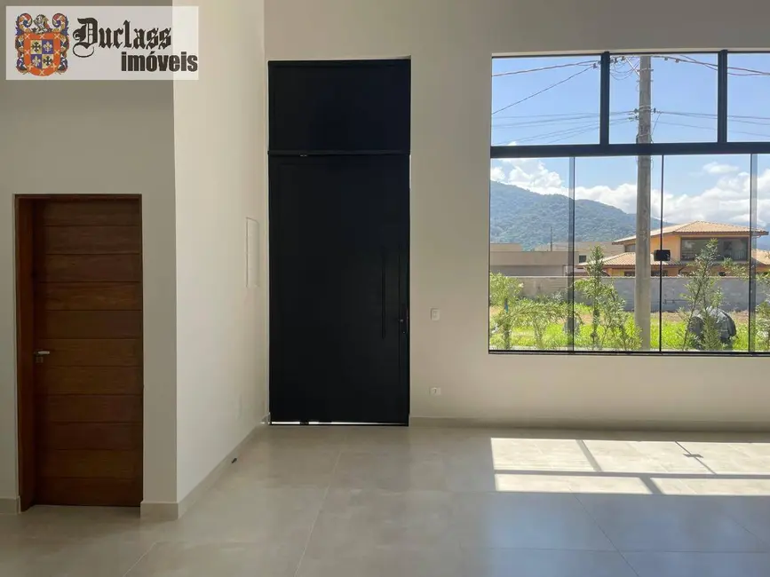 Foto 7 de Casa com 3 quartos à venda, 300m2 em Ubatuba - SP