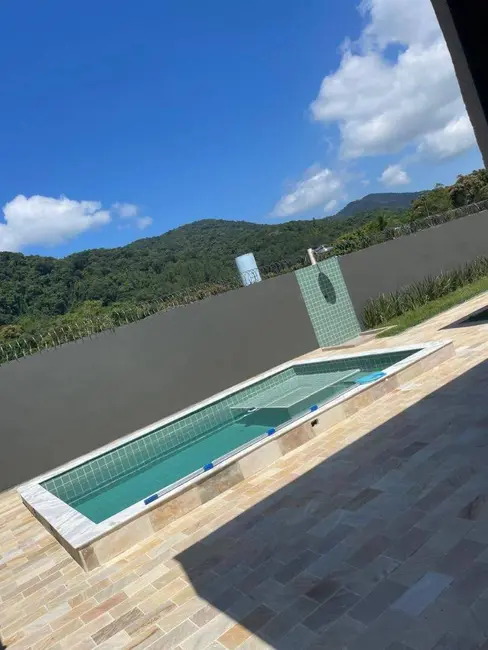 Foto 3 de Casa com 3 quartos à venda, 300m2 em Ubatuba - SP