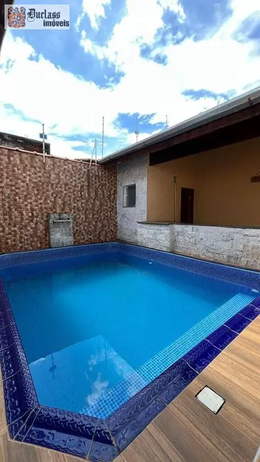 Foto 5 de Casa com 2 quartos à venda, 81m2 em Itanhaem - SP