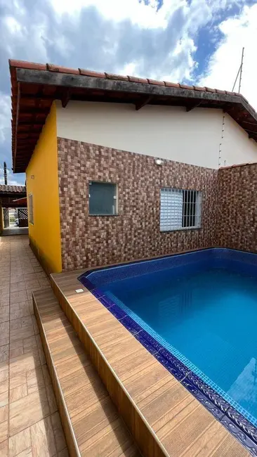Foto 6 de Casa com 2 quartos à venda, 81m2 em Itanhaem - SP
