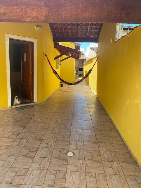 Foto 9 de Casa com 2 quartos à venda, 81m2 em Itanhaem - SP